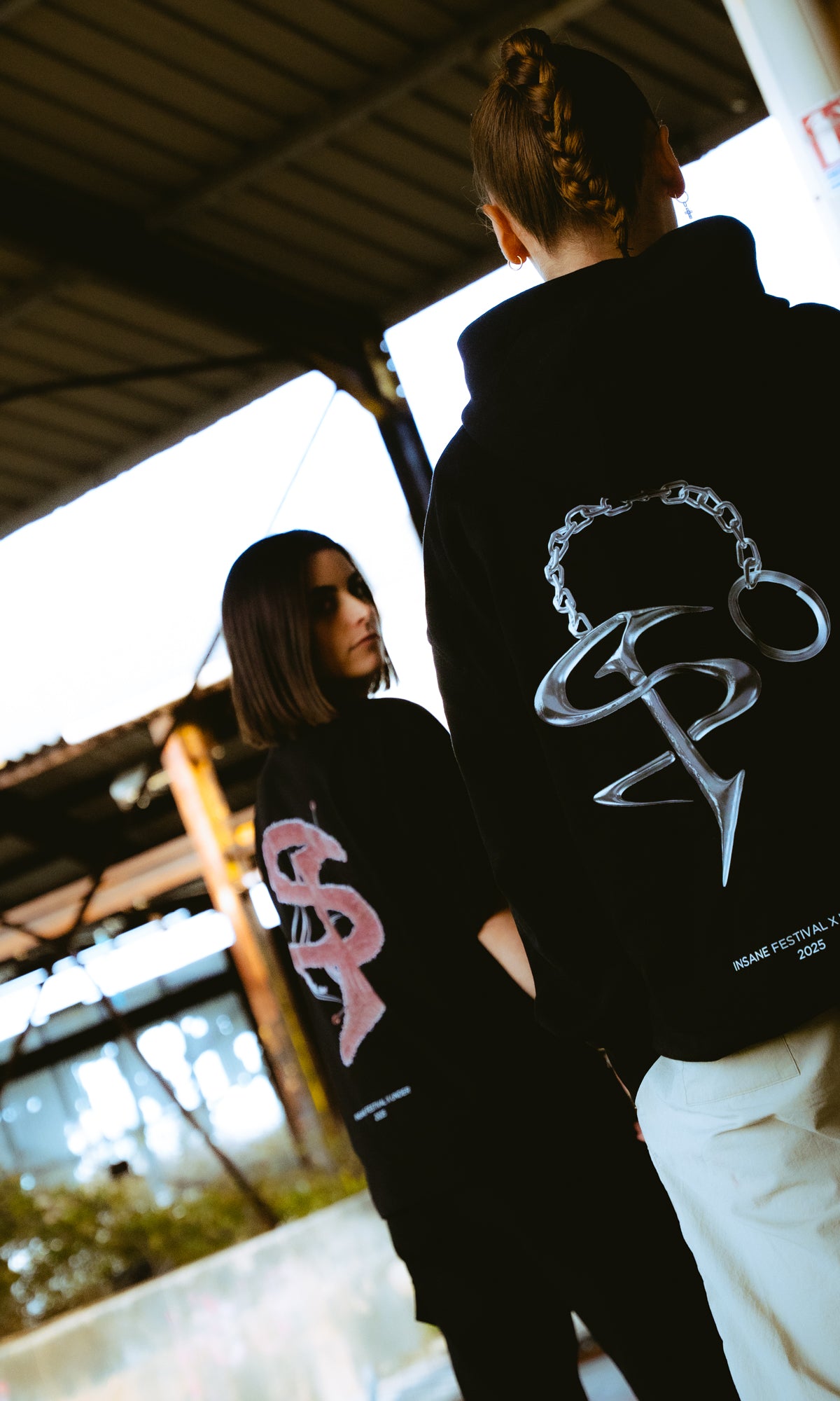 Hoodie "Chrome Chain" Black - Insane Festival x UNDER